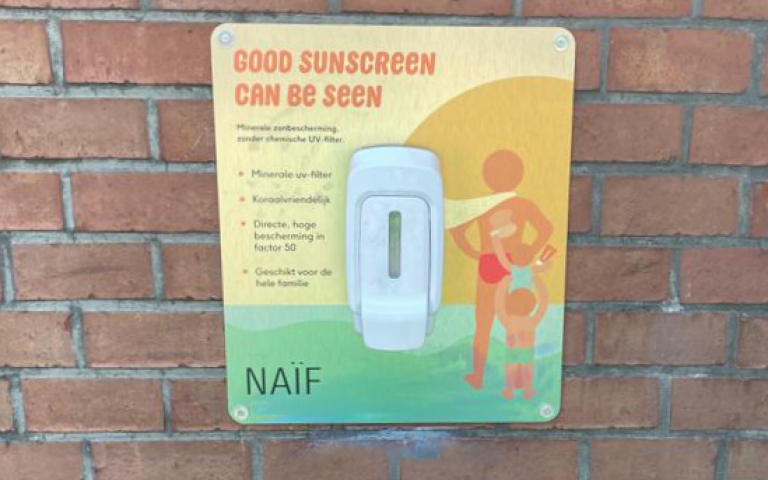Zonnedispenser Naïf Zorgboetiek schoolproject zonnepreventie