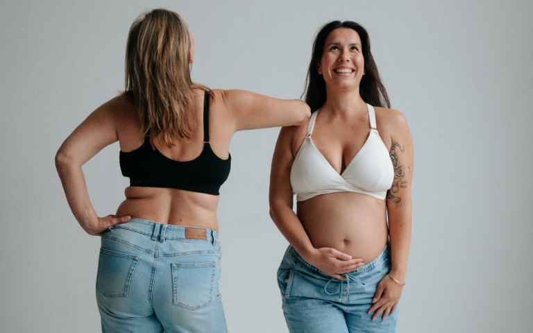 Feelou zwangerschaps- en voedingsbh's Magic Black en Vanilla Swirl. 