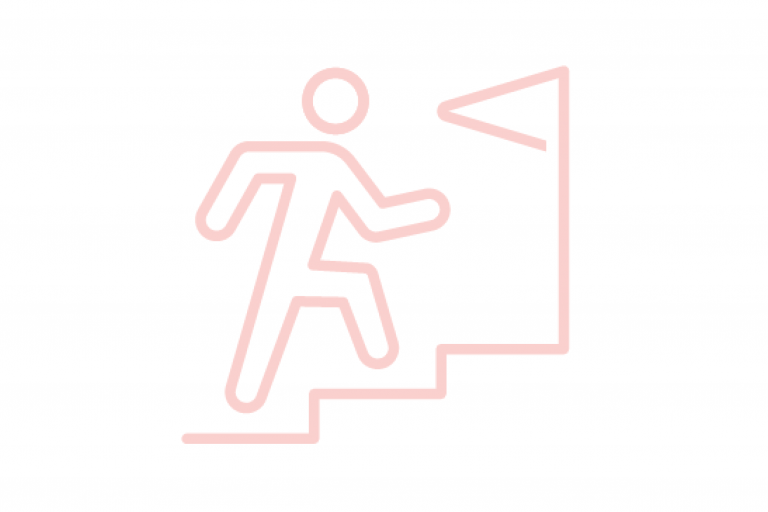 man loopt de trap op naar een doel icoon