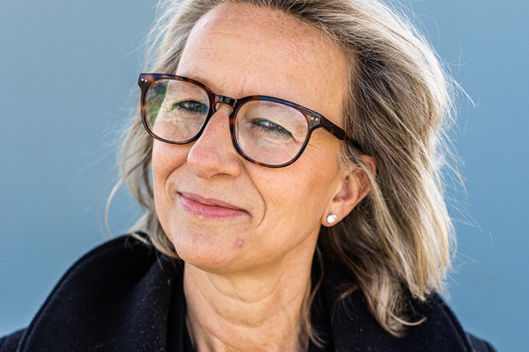 Femme dents et glasses