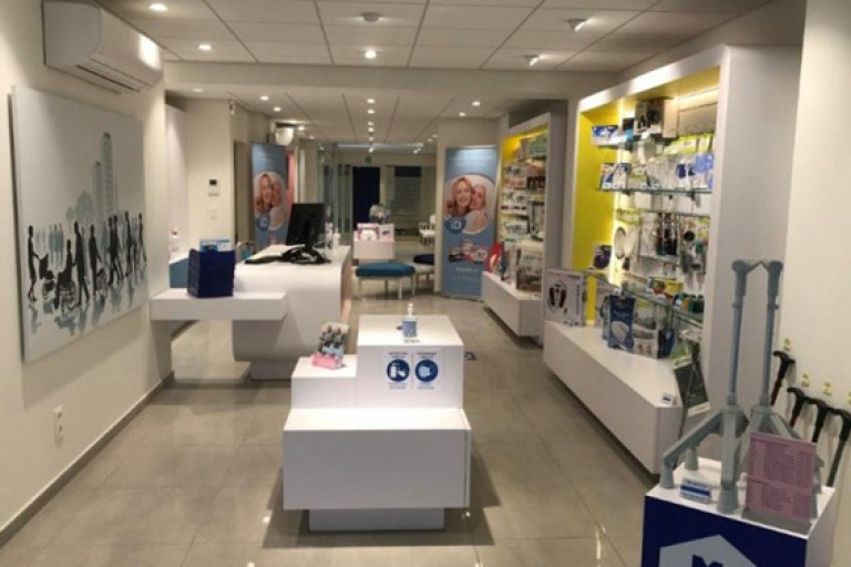 MATPLUS is onze zorgwinkel die verantwoordelijk is voor de huur en verkoop van medisch-, sanitair- en babyverzorgingsmateriaal tegen democratische prijzen. 